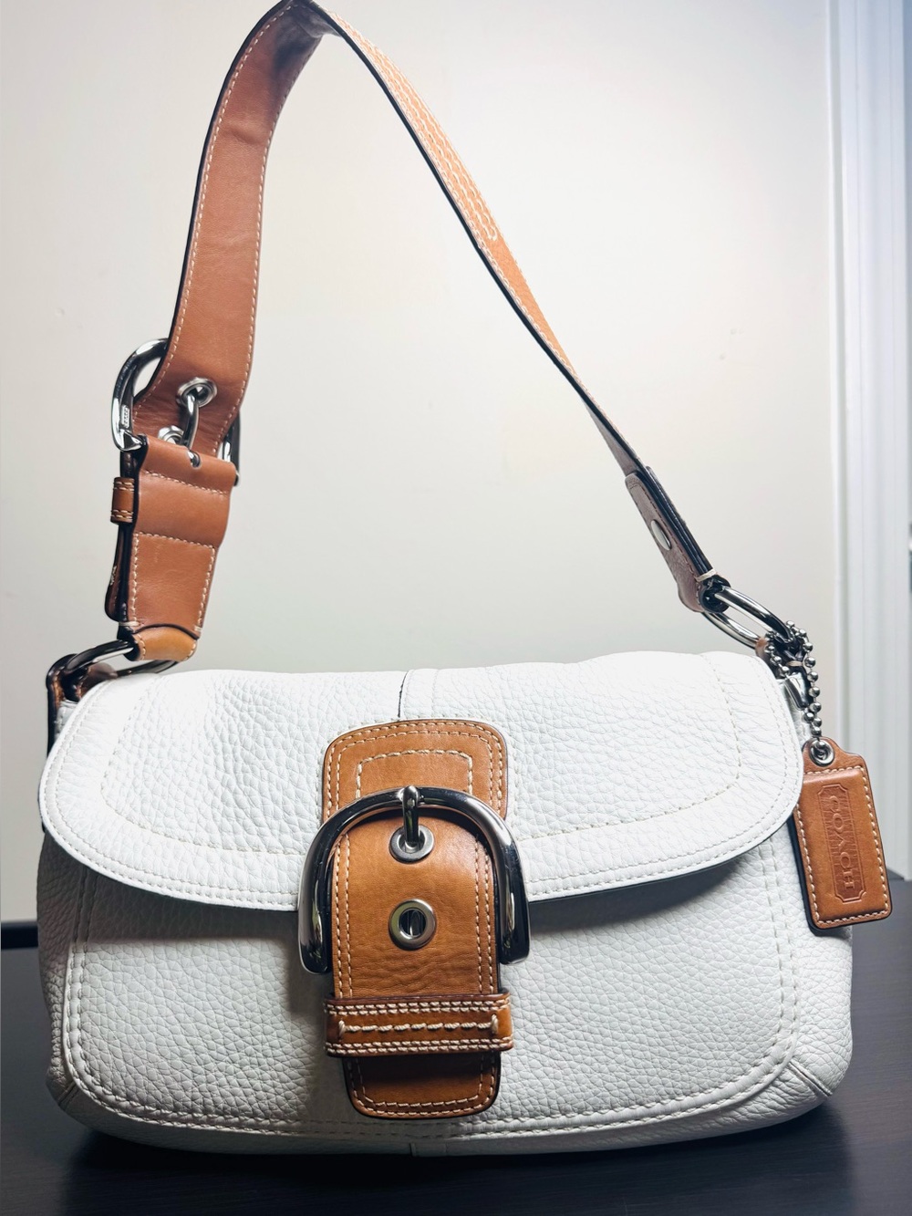 Coach SoHo Y2K shoulder bag white brown